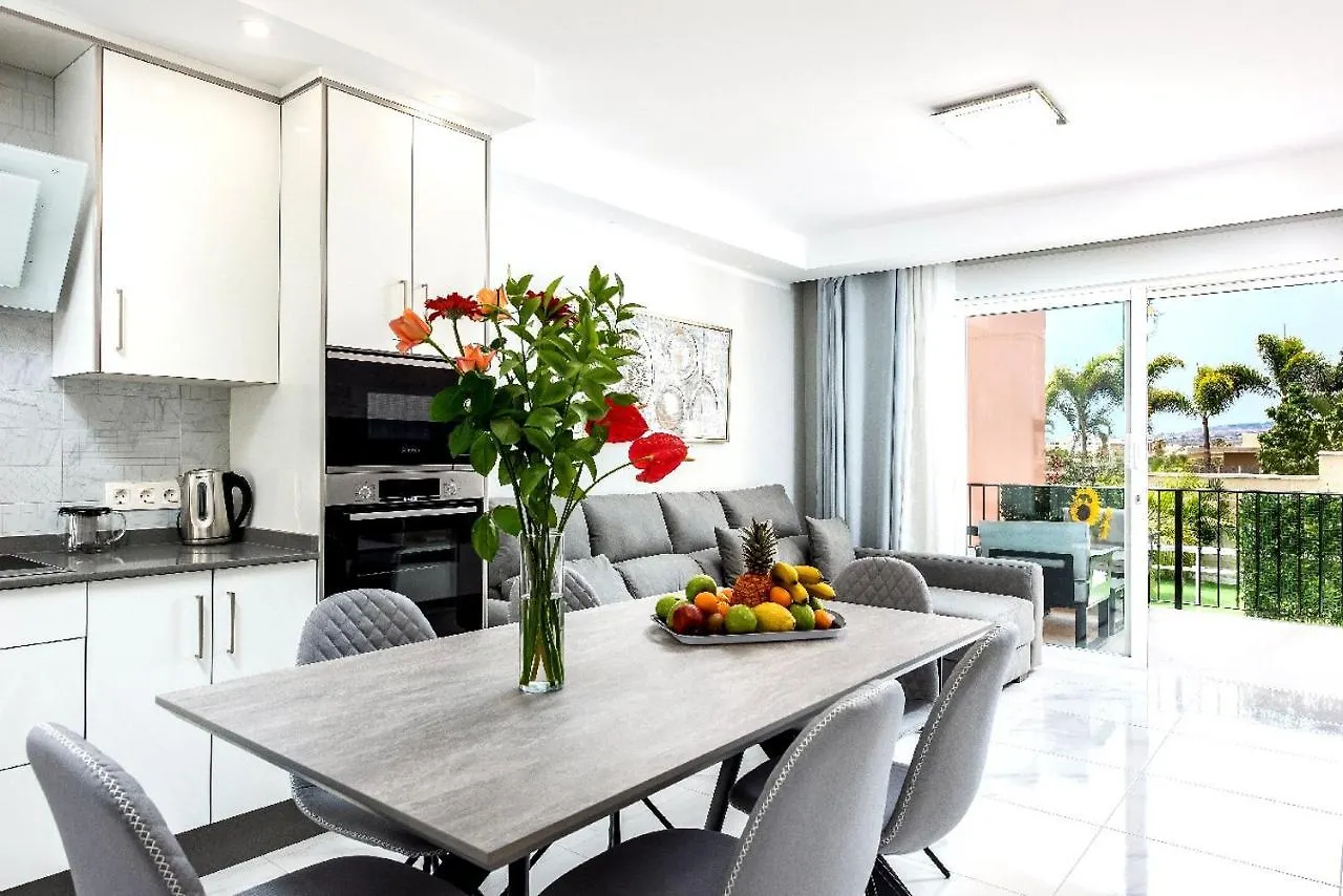 Modern 4 Bedroom Villa In Costa Adeje 0*, Costa Adeje (Tenerife) Spain