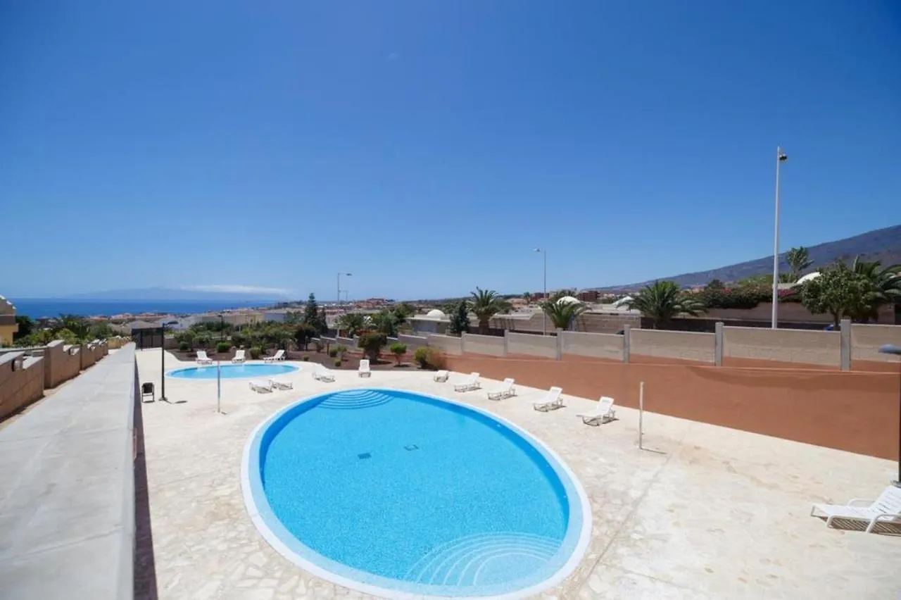 Apartment Modern 4 Bedroom Villa In Costa Adeje